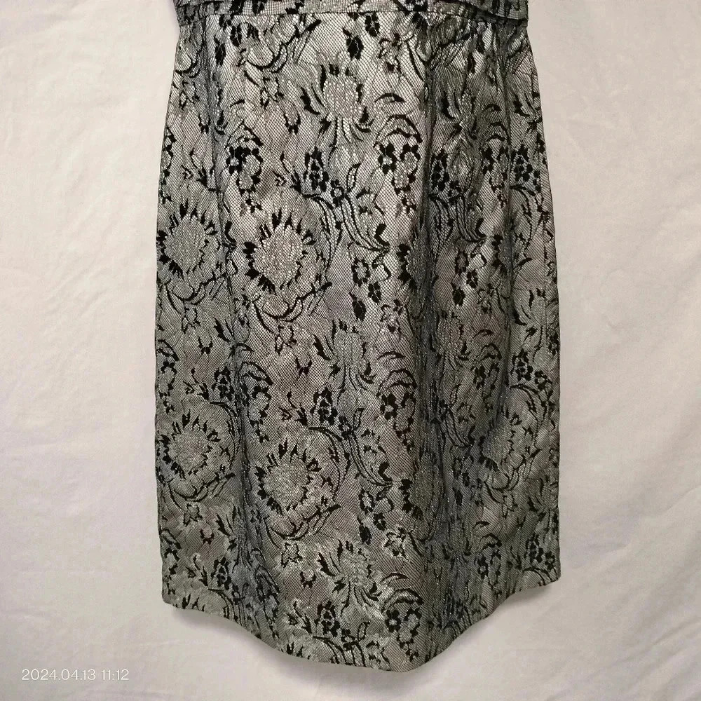 Taylor petite size 4p Black Gold Metallic Lined Cocktail Party Dress - Picture 4 of 13